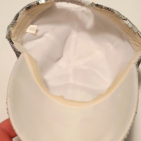 Rhinestone sequins Silver color baseball cap Standard in Very good condition - Picture 9 of 13